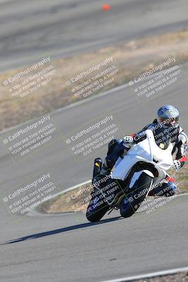 media/Feb-05-2023-Classic Track Day (Sun) [[c35aca4a42]]/Group 2/session 4 turn 4/